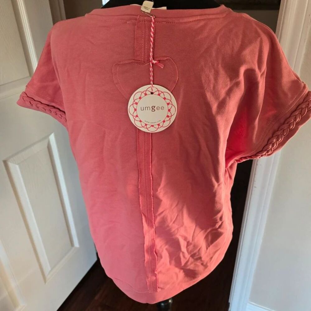 Super cute pink cotton top with braided sleeve design size Large